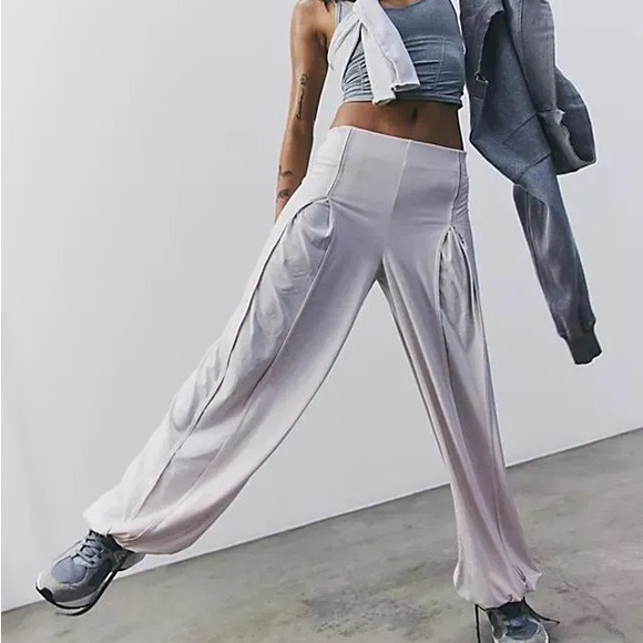 FP Movement by Free People Pants - EUC Free People Movement Women's Find Your Flow Pants Off White/Ivory Size Small